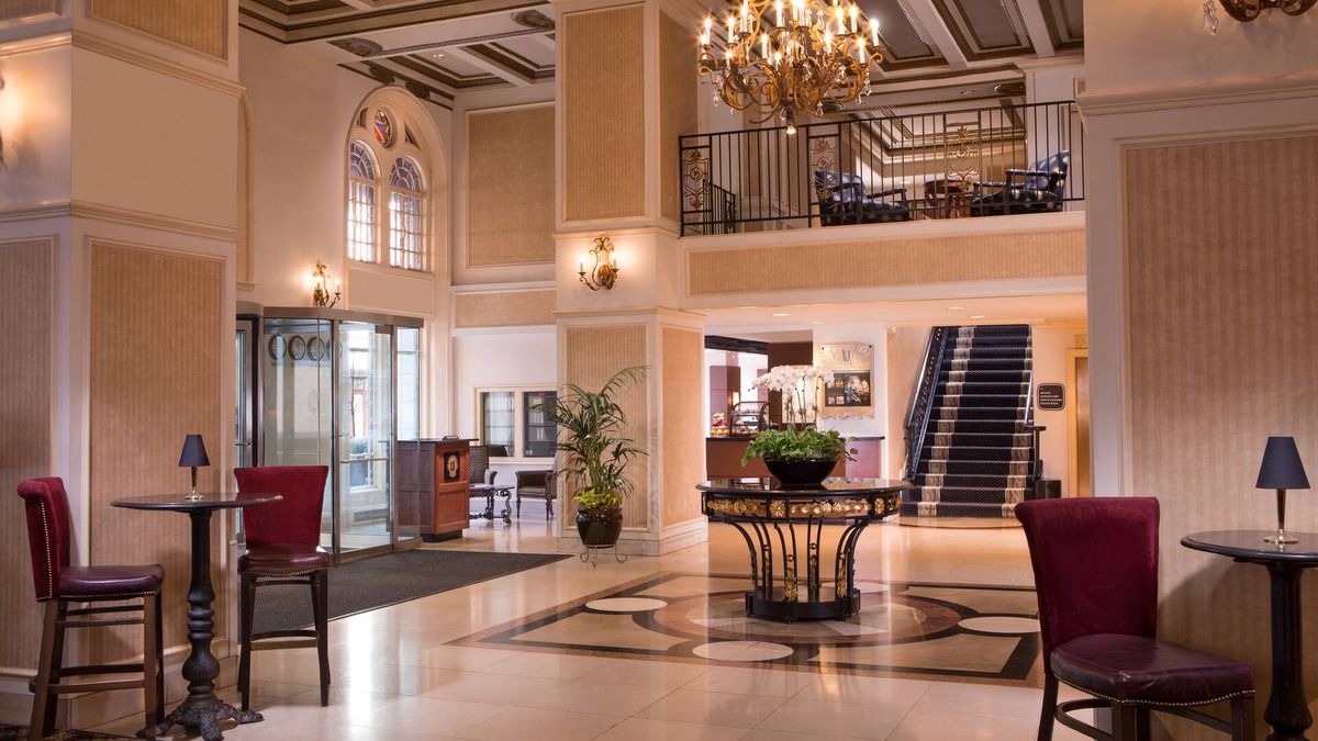 Near North Side Hotel | Millennium Knickerbocker Chicago