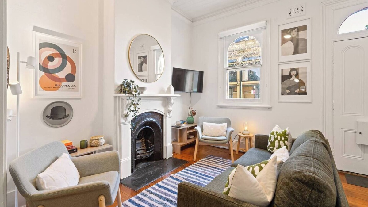Millers Point Apartment | Miller's on Kent II - Heritage house with breathtaking harbour views.