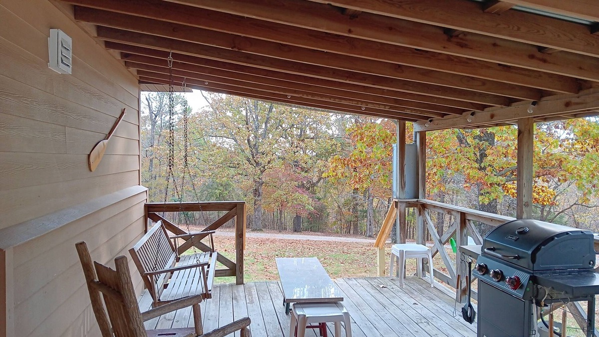 Bruno House | Millers Landing - Sleeps 14. HOT TUB. 2mi to Lwr Buffalo Rvr