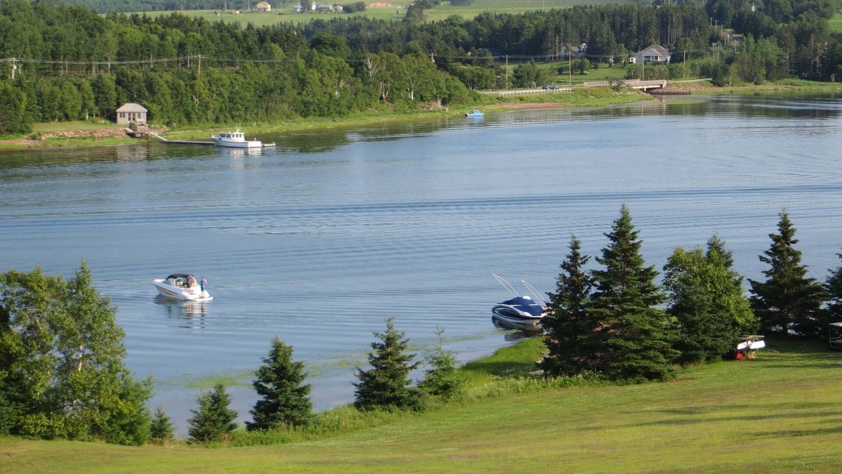 New London Cottage | Million Dollar View - Stanley View Cottage - Relax and Enjoy