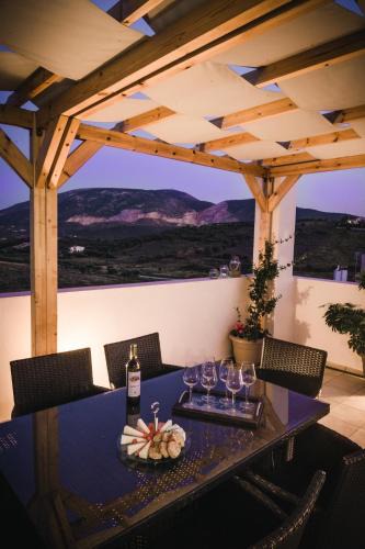 Markopoulon Villa | MiLo Luxury House -Free Airport pick up-10min drive