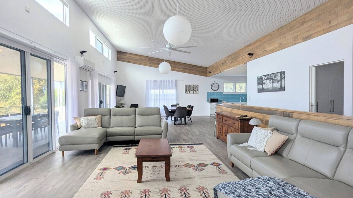 American River House | Milton's Place at American River