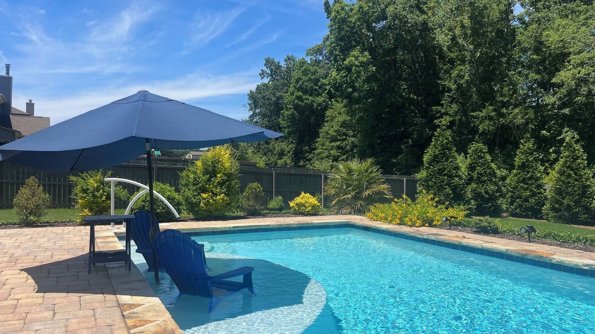 Auburn House | Mimms Trail Haven - Luxury Living in Auburn!