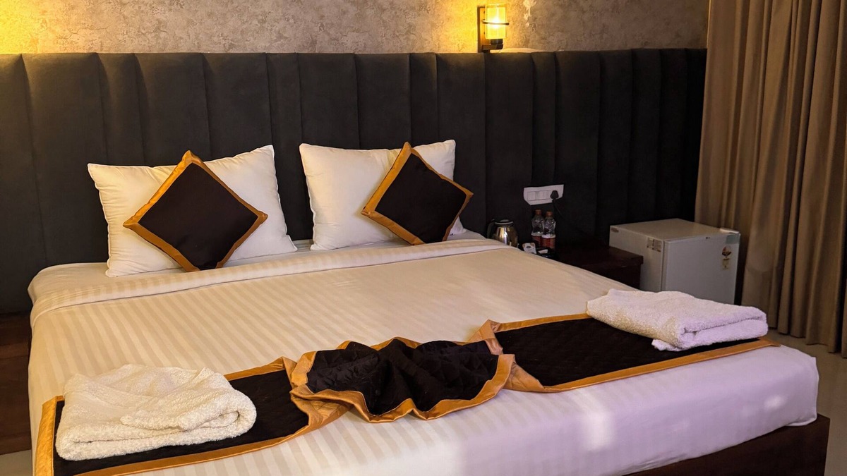 Khammam Hotel | Minerva Grand JBS