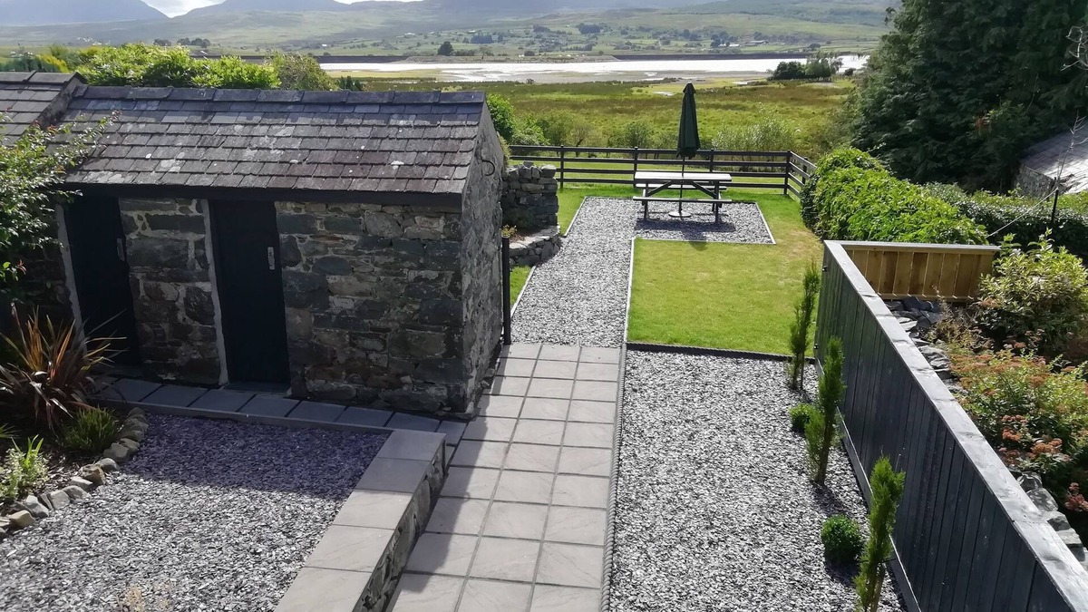 Trawsfynydd Cottage | MINFFORDD, family friendly, character holiday cottage in Trawsfynydd