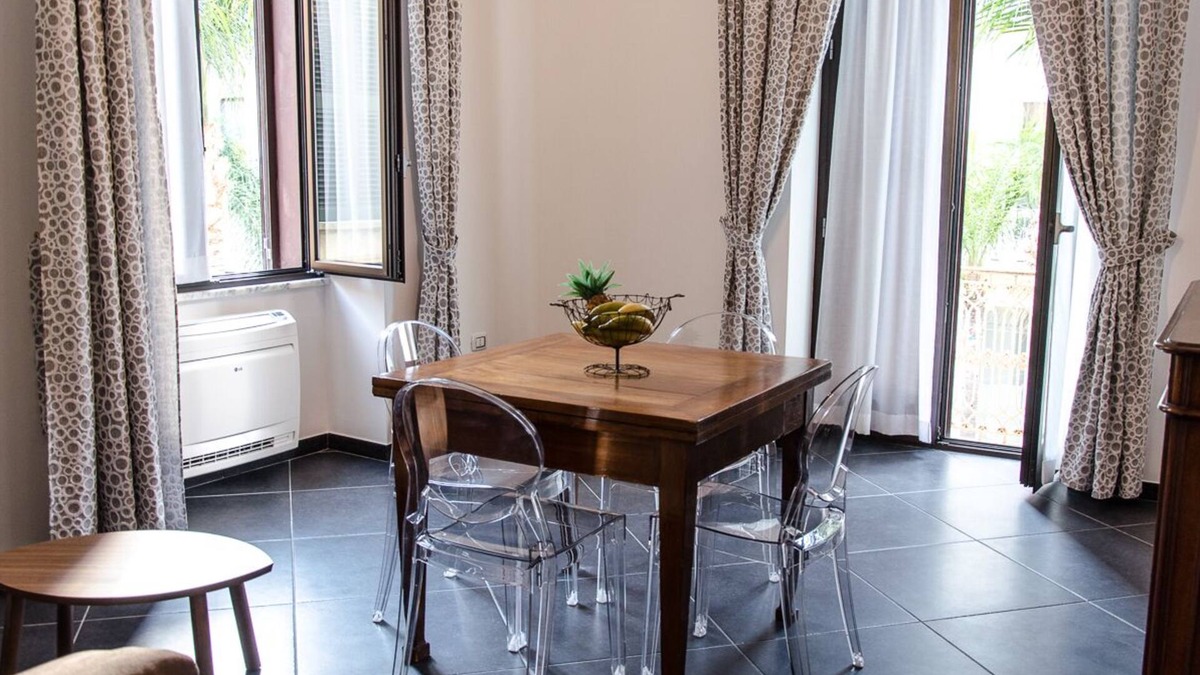 Brindisi Histotic Center Apartment | Mini Apartments in Brindisi center Corso Garibaldi