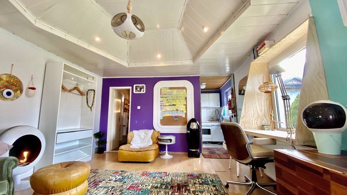 Georgsmarienhuette House | Mini house :-) with parking space