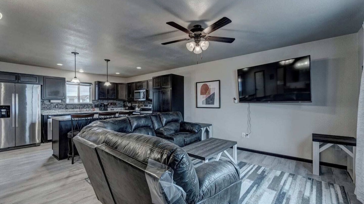 Rapid City House | Mini-Rushmore Home, High On Hill Over Rapid City!