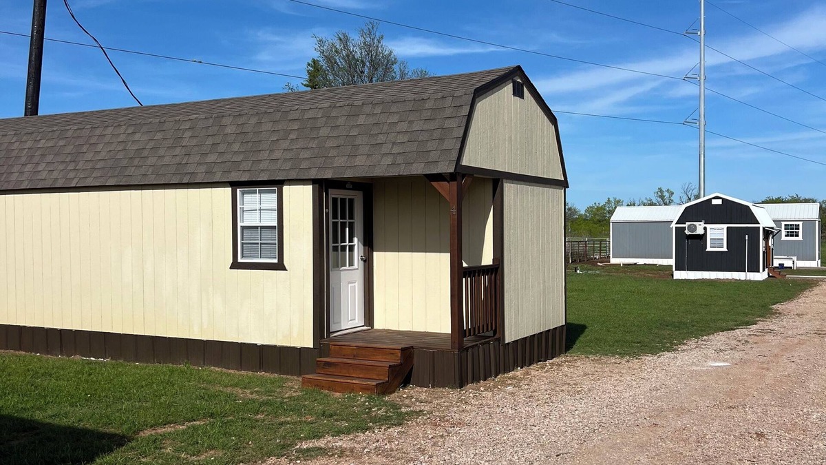 Wichita Falls Cabin | Mini Sheshed