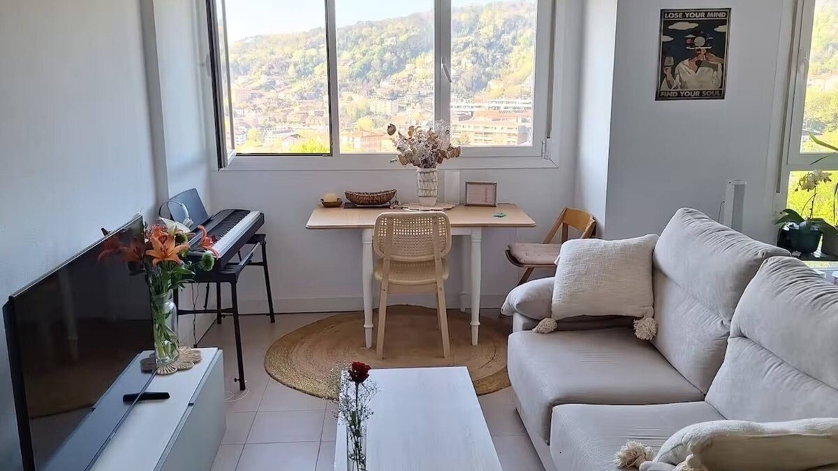 San Sebastian Apartment | Minicountry house in Donostia-San Sebastián