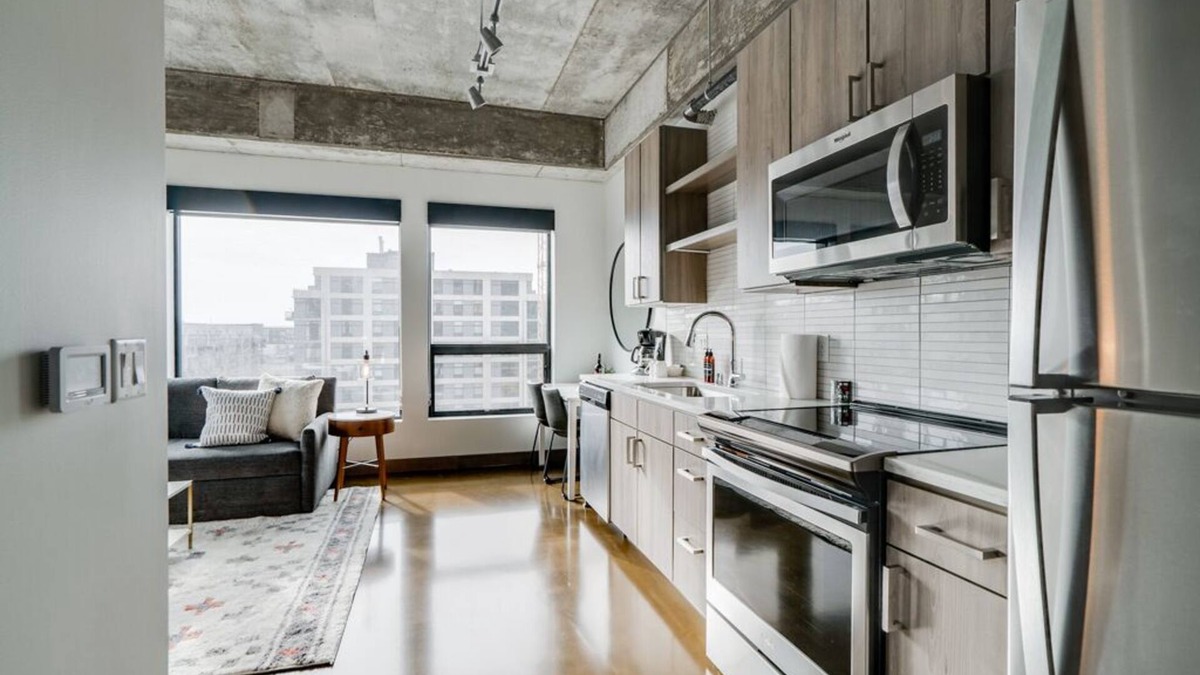 Warehouse District Apartment | MINNeSTAY* Sable 508 One Bedroom |