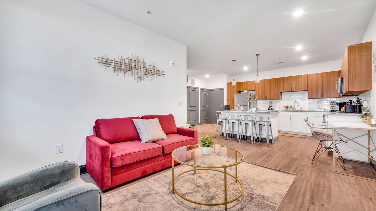 Downtown Apartment | Mins➞Downtown/Med District★ Fully Stocked★24hr Gym★2Bds★2TVs