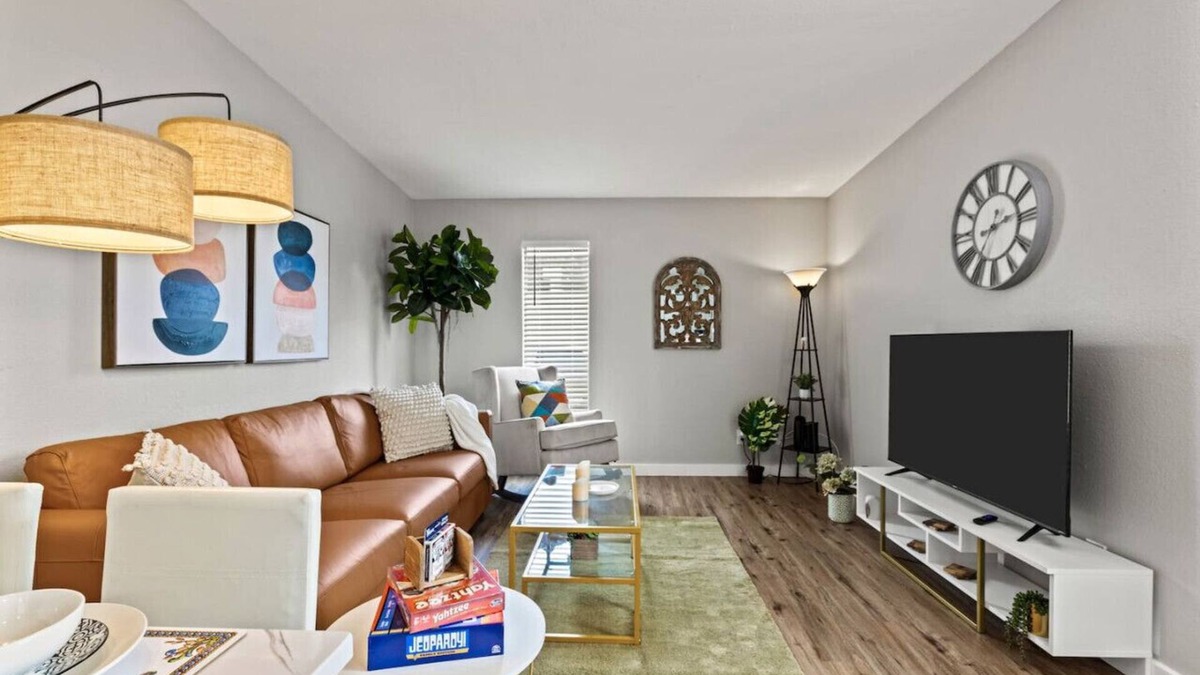 Central Arlington Apartment | Minutes AWAY from ALL the FUN and Action! 2BD unit