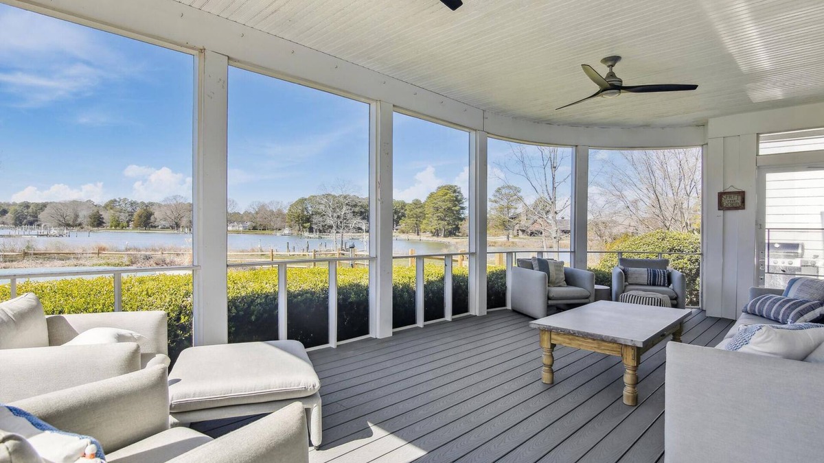St. Michaels House | Minutes from Downtown St. Michaels | Pool | Kayaks | 350 Ft of Shoreline | Luxur