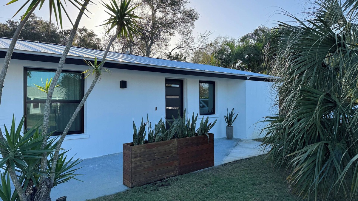 South Gate Ridge House | Minutes from Siesta Key, Heated saltwater pool, Outdoor space