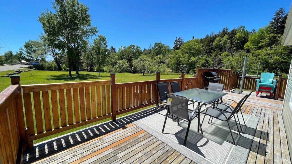 Alma House | Minutes From the Alma Gate of Fundy National Park of Canada!