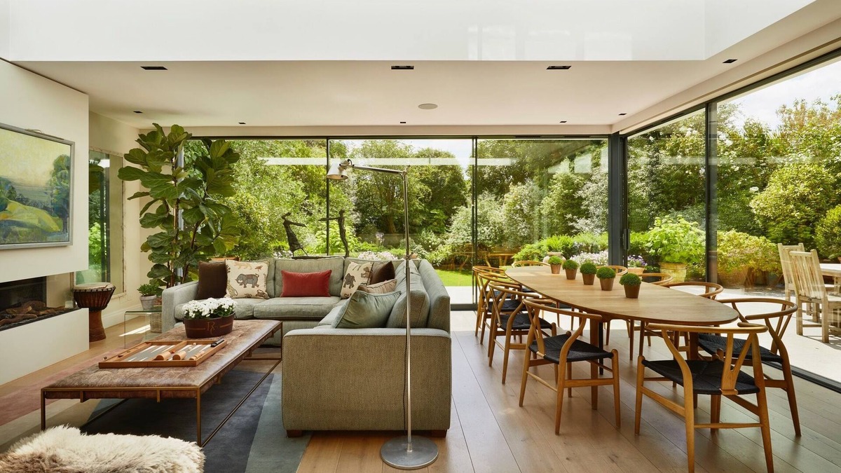 Wandsworth Common House | Minutes from the heart of London, an oasis of tranquility for work or family.