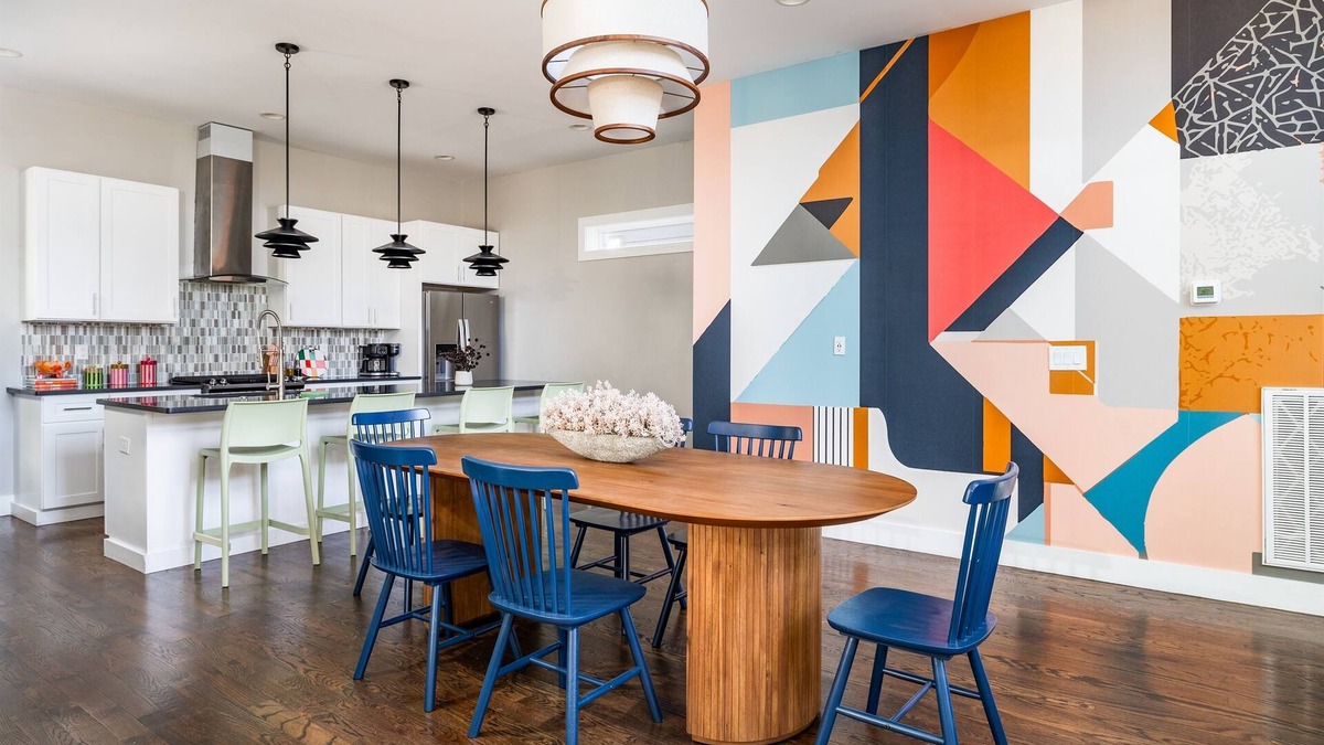 Berry Hill House | Minutes to Downtown Nashville: Game Room + Rooftop Deck