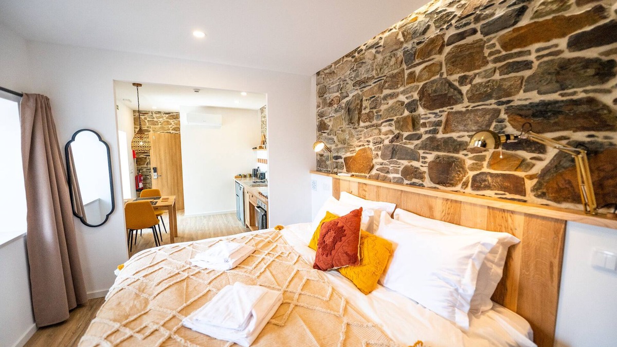 Serta Apartment | Mira D'Ouro Serta