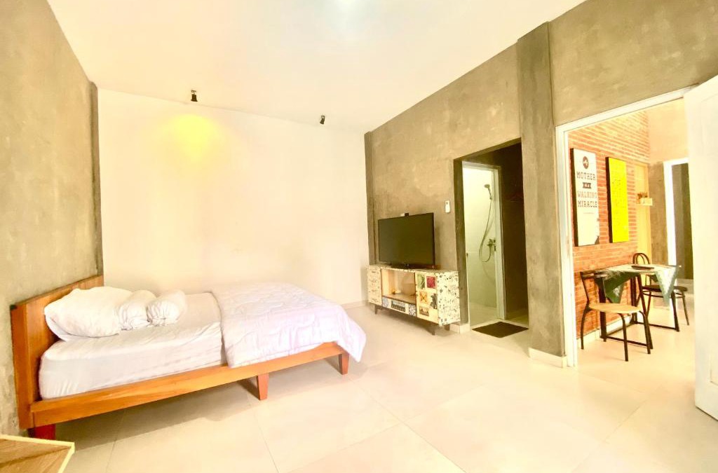Colomadu Villa | Miracle Villa Solo