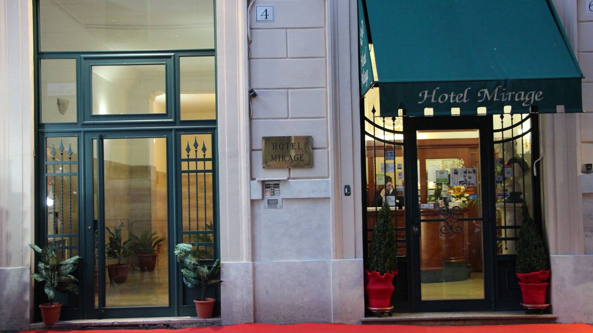 Rione XVIII Castro Pretorio Hotel | Mirage