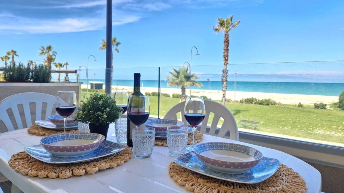 Casabianca di Fermo Apartment | [Miramare] Terrace by the Sea, Wi-Fi and Relaxation