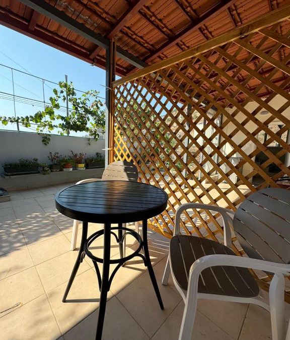 Lukove Apartment | Miri Apartments Sarande