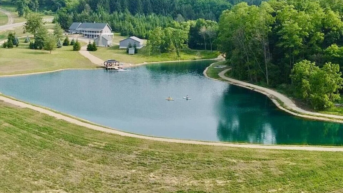 Guilford Apartment | Mirror Lake - Rare private lake!