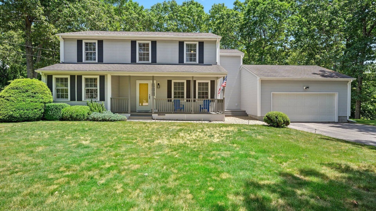 Westerly House | Misquamicut Beach House, Just 1 Mile From the Ocean!