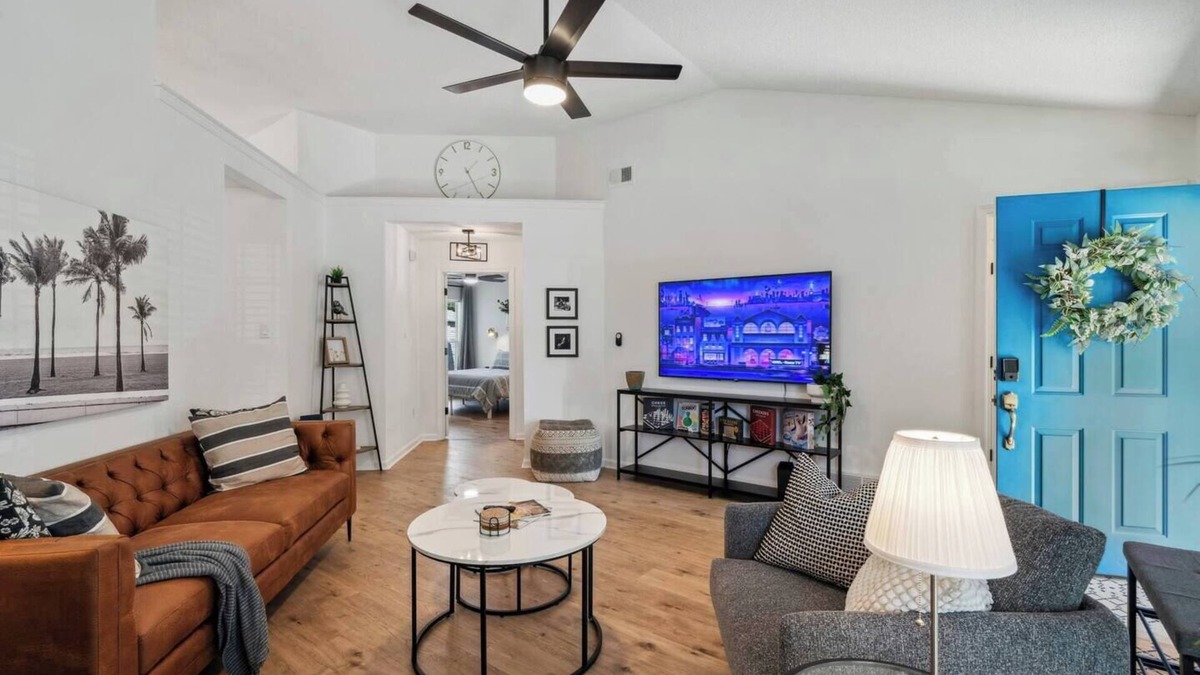 Southaven House | Miss Zen - Garden Bungalow/Fenced Yard - King Beds - 5 min to Landers Center