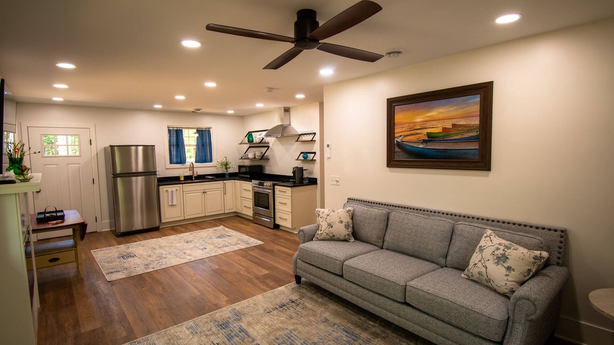 Ashland Cottage | Mission Springs Resort