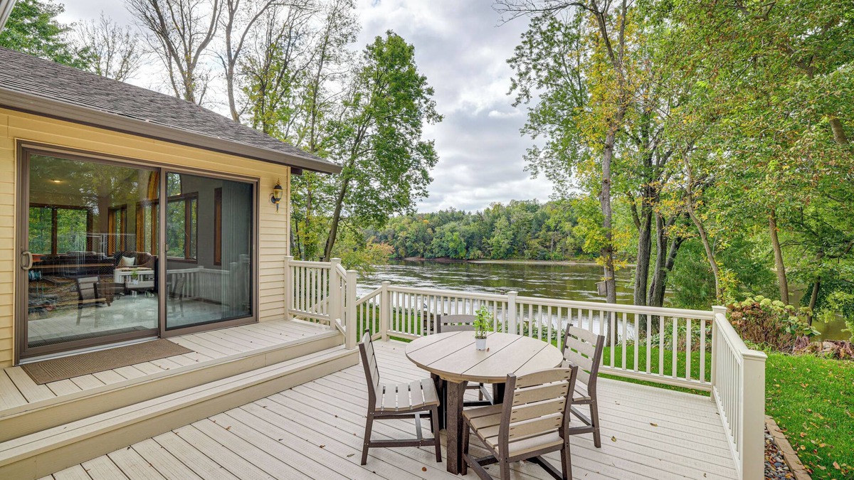 St. Cloud House | Mississippi River Home 8 Mi to Dtwn St Cloud!