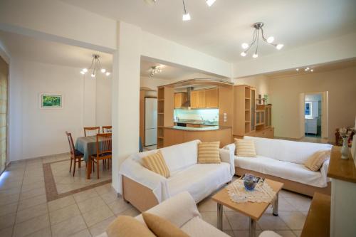 Milatos Beach Apartment | MisterCrete Holidays House