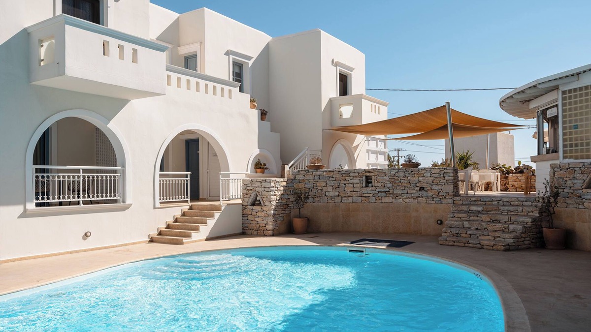 Agios Prokopios Hotel | Mitos Suites