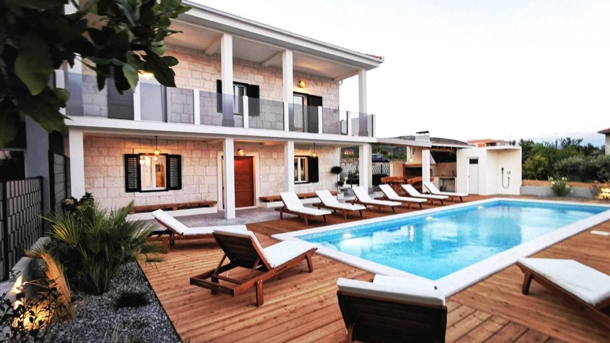 Seget Donji Villa | Mix of modern and antique , New visage villa Antico