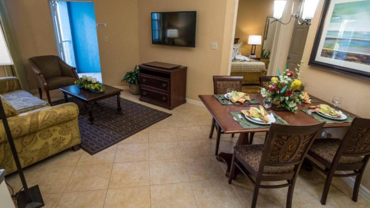 Weston Apartment | Mizner Place at Weston Town Center Nov. 19 - 26th 2023 One bedroom suite B