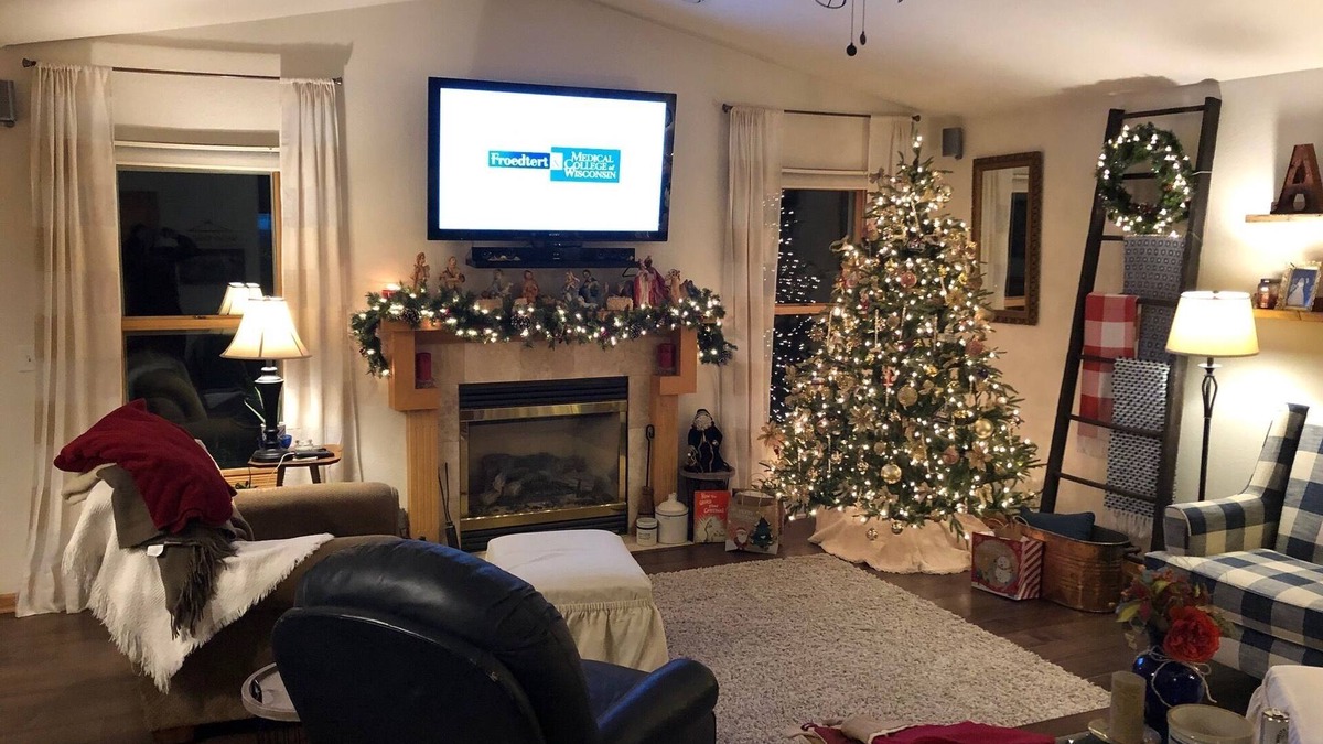 Saukville House | MKE DNC/Ryder Cup Large Family Home, Sleeps 6+
