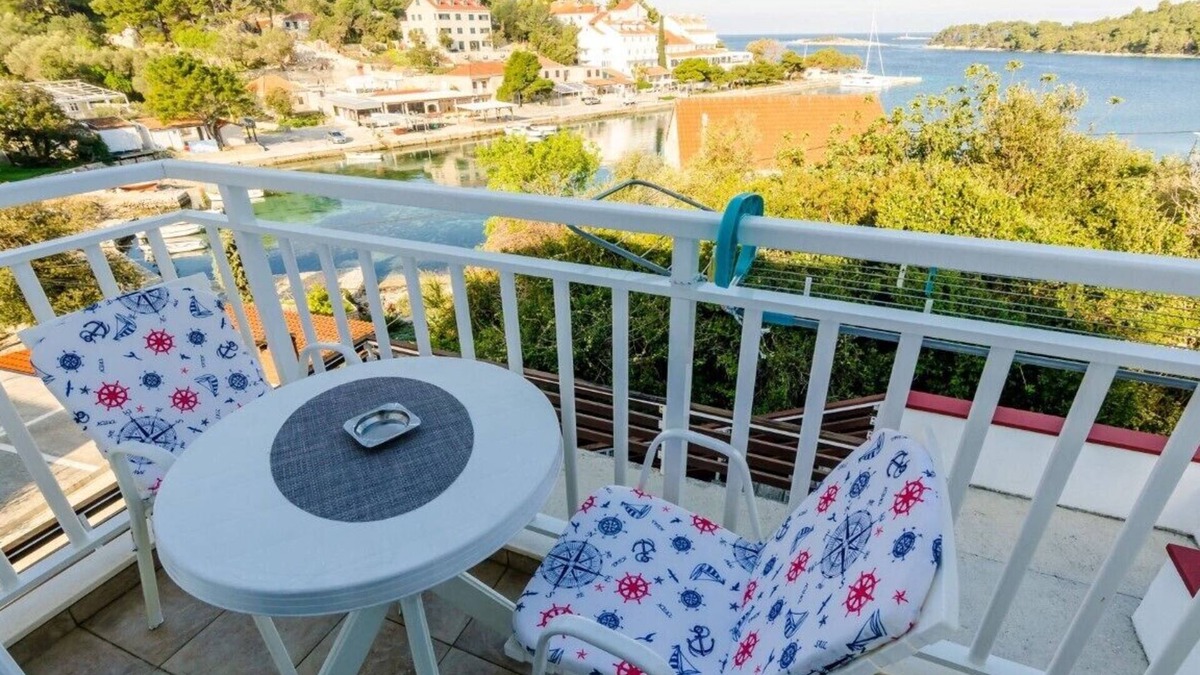 Pomena Apartment | Mljet Aquamarine in Pomena,National Park Mljet