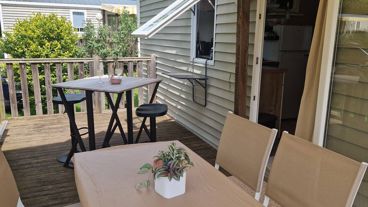 Chateauneuf-de-Galaure House | Mobile home number 480 in camping 4☆