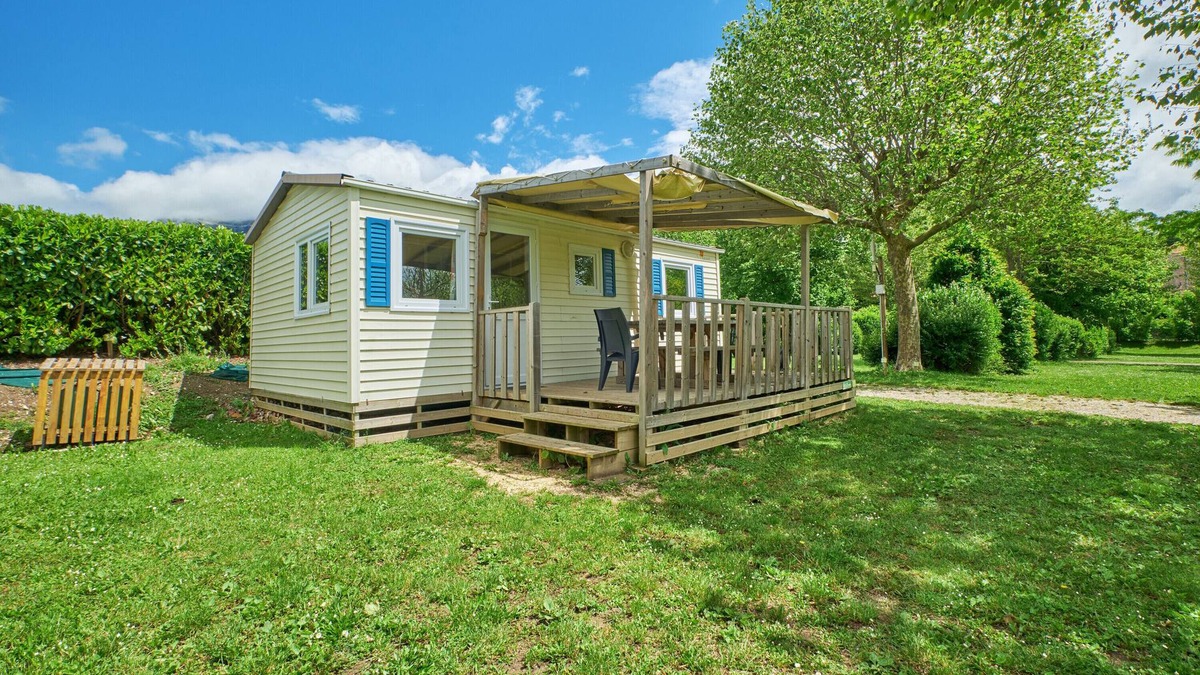 Mens RV Rental | Mobile Home "5 Personnes 210" with Shared Pool & Private Terrace