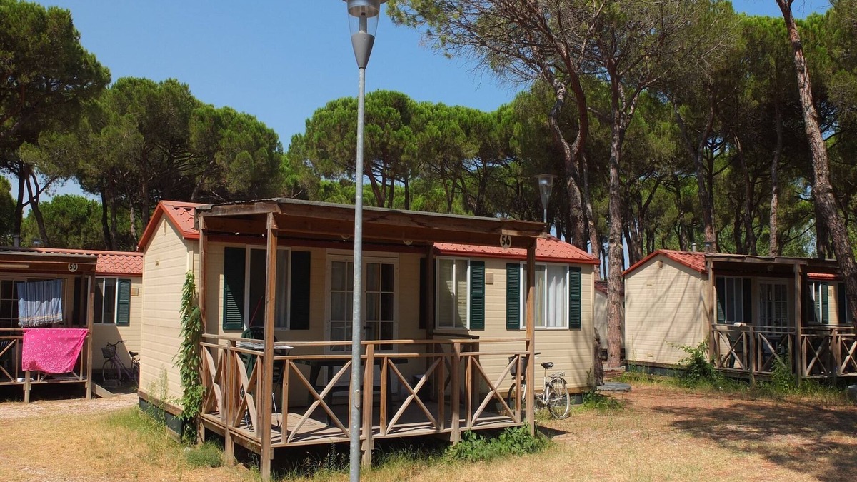 Zadina Pineta Ski Chalet | Mobile Home in Cesenatico by Adriatic Sea