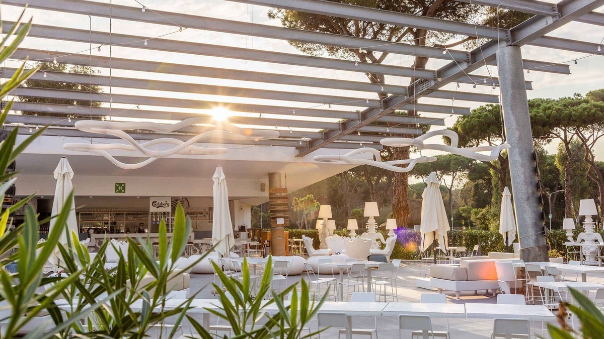 Zona XXXIV Casal Palocco House | Mobilehome with pool and restaurant