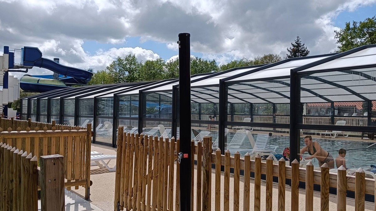 Saint-Georges-de-Montaigu House | Mobilhome Climatisé 3 Chambres en Vendée à 30 min du Puy du Fou