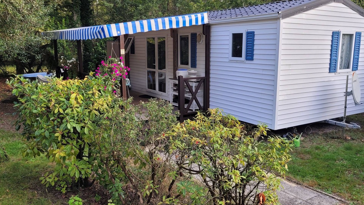 Sainte-Eulalie-en-Born House | Mobilhome for rent