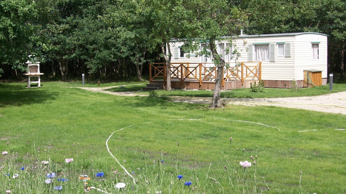 Vendays-Montalivet House | MOBILHOME IN A QUIET LITTLE CORNER