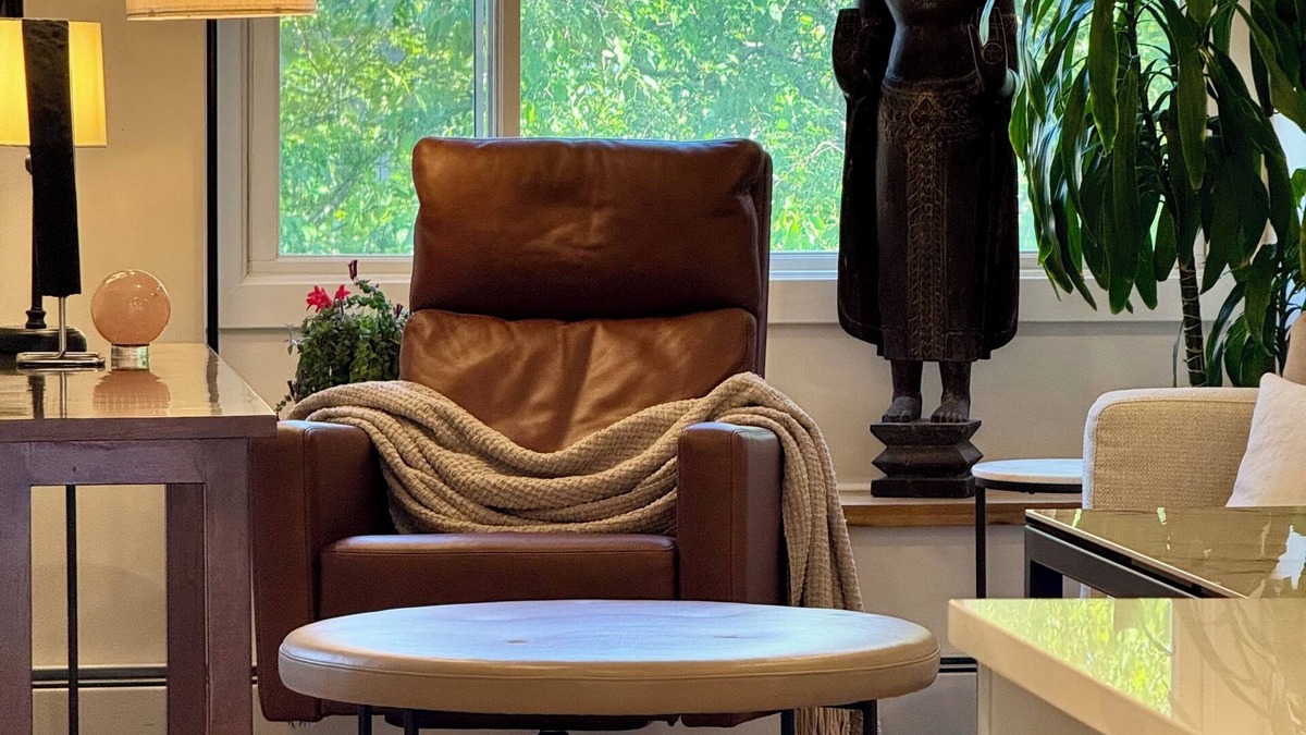 Whittier Condo | Modern 1-bedroom condo on Pearl Street, WiFi, AC, parking