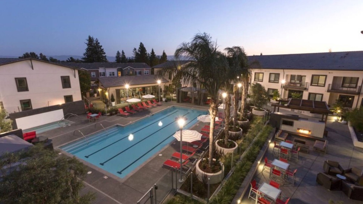 Morse Park Condo | Modern 1BR Condo in Anton 1101 w Fire Pit and Pool