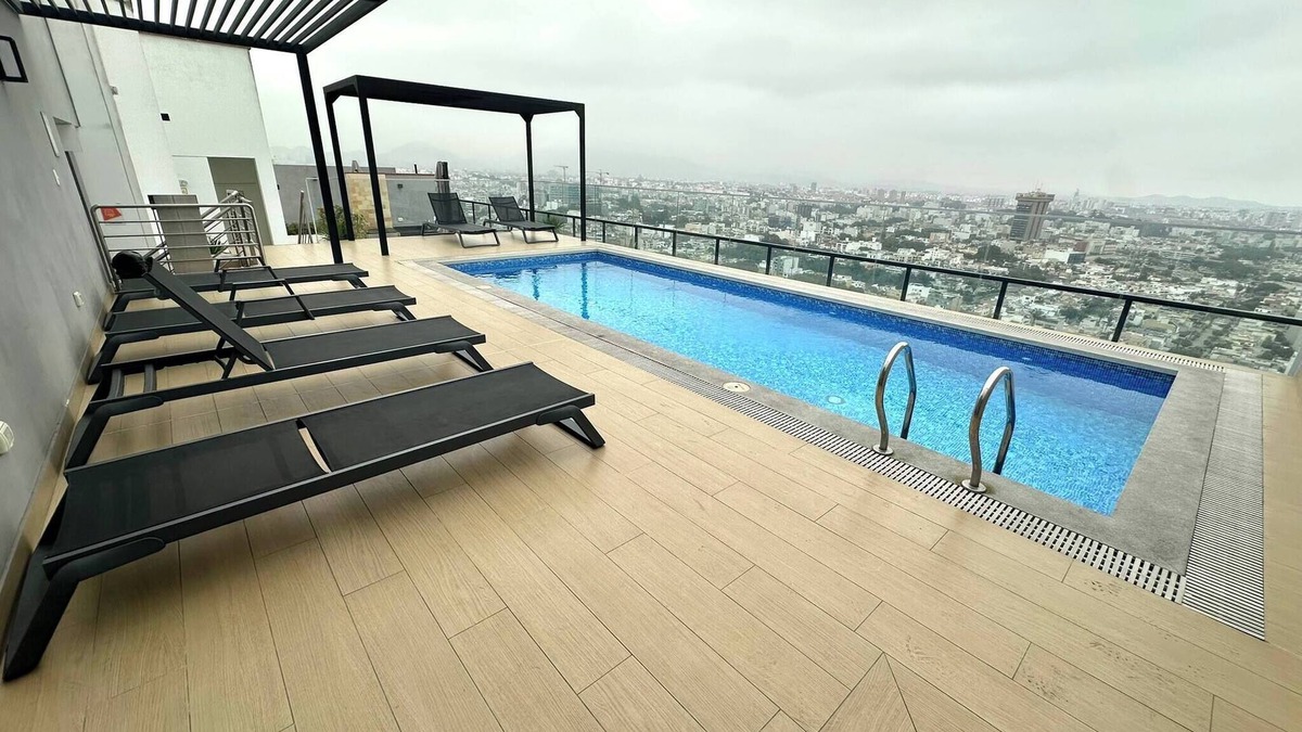 Santa Catalina Apartment | Modern 1BR on J Prado Board San Isidro