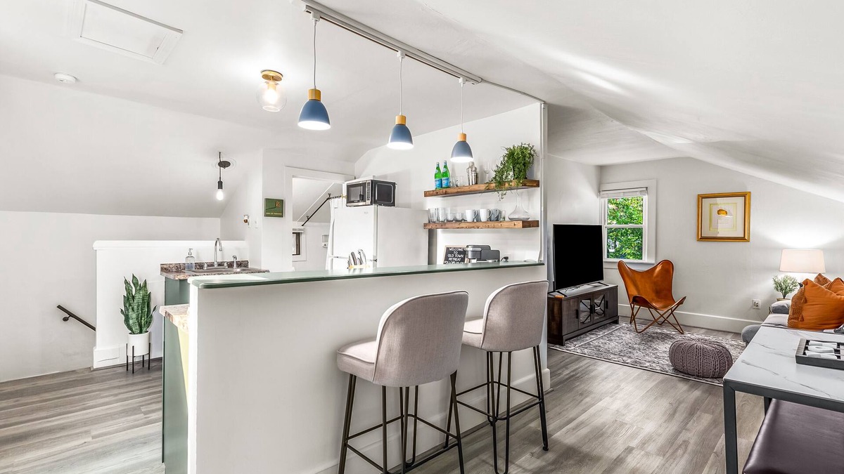 Plymouth Apartment | Modern 1BR Retreat, Steps to Shops/Bars/Restaurants!