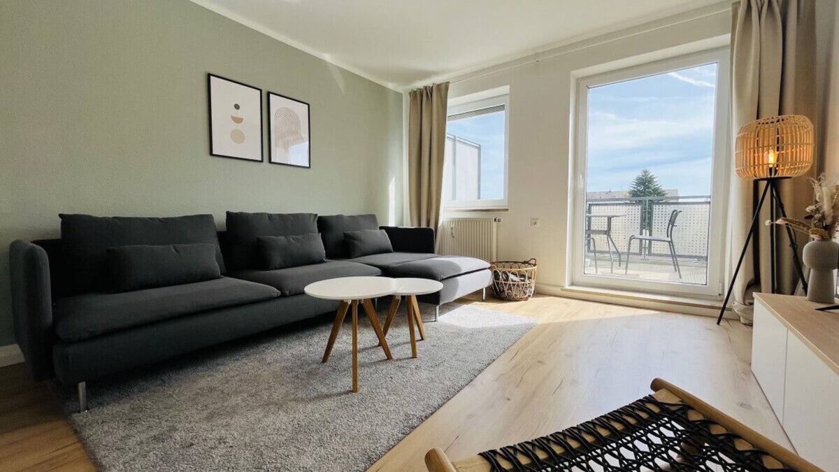 Haunstetten-Nord Apartment | Modern 2-Bedroom Apartment Near Messe | 2-4 Guests